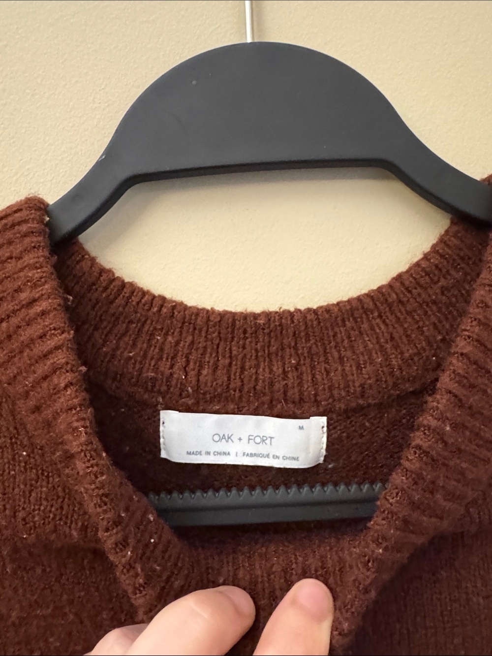 Oak + Fort Crewneck Sweater in Burgundy with Navy Accent Size M - Picture 4 of 5